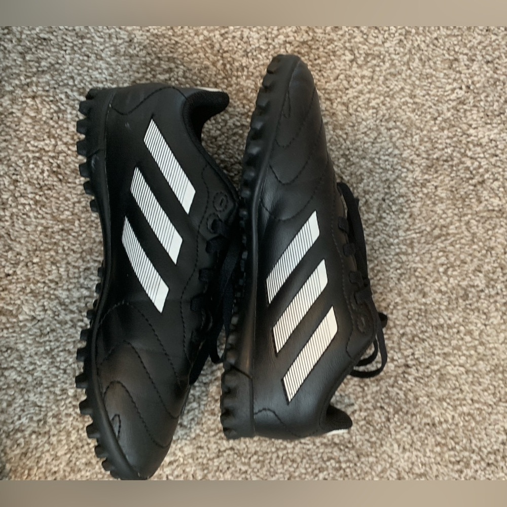 Adidas Kids 2Y Black and White Indoor Soccer Shoes Turf - Picture 2 of 6